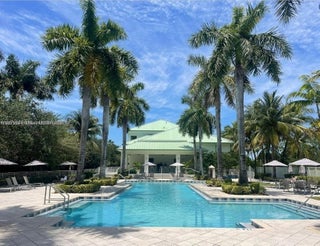 Photo of Listing #A11879029