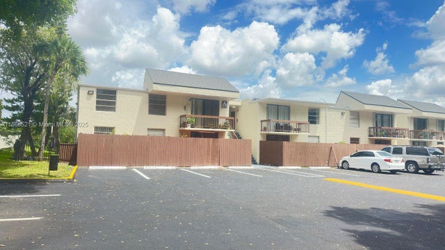 1 of 6 - 8301 Sw 142nd Ave A204, Miami, FL