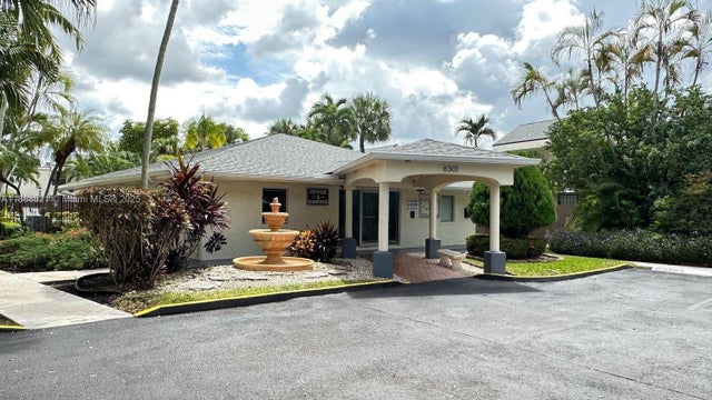 4 of 6 - 8301 Sw 142nd Ave A204, Miami, FL