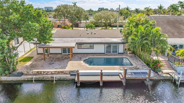 3 of 38 - 351 Se 16th Ave, Pompano Beach, FL