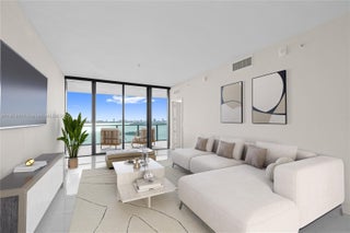 Photo of Listing #A11879024