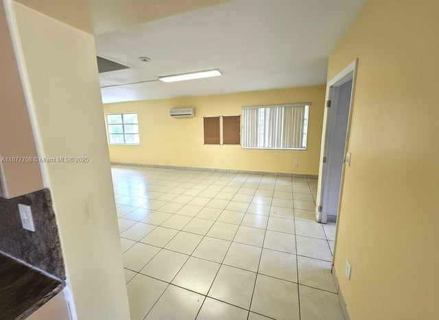 4 of 16 - 537 Nw 20th Ave, Fort Lauderdale, FL