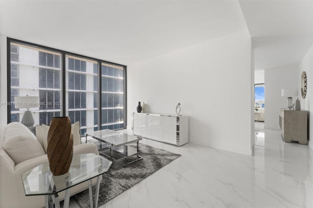 5 of 20 - 700 Ne 24th St 2201, Miami, FL