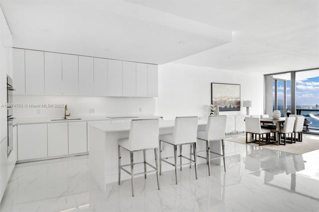 5 of 25 - 700 Ne 24th St 4702, Miami, FL
