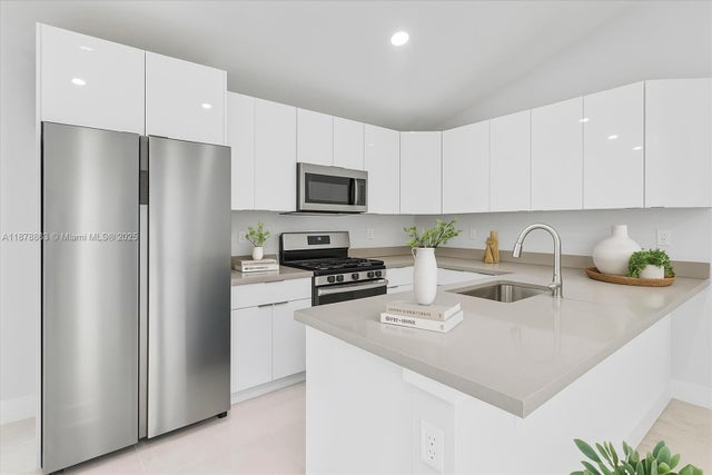 4 of 38 - 575 Beach Ave S, Lehigh Acres, FL