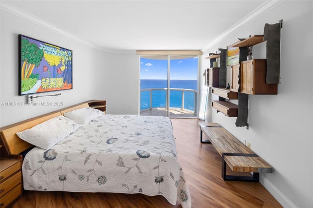 4 of 83 - 6365 Collins Ave 2703, Miami Beach, FL