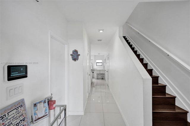 4 of 27 - 377 Ne 194th Ter, Miami, FL