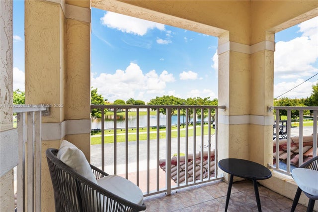 2 of 32 - 16256 Sw 57th Ln, Miami, FL