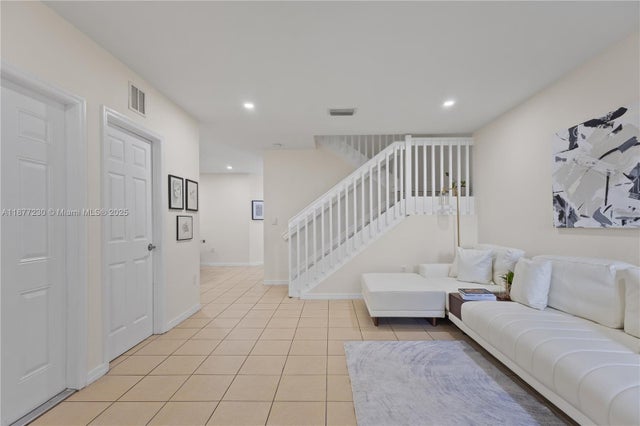 5 of 32 - 16256 Sw 57th Ln, Miami, FL