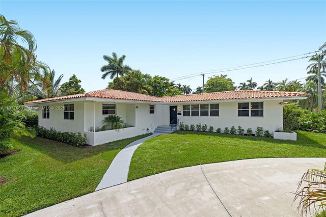 1 of 39 - 1254 Polk St, Hollywood, FL