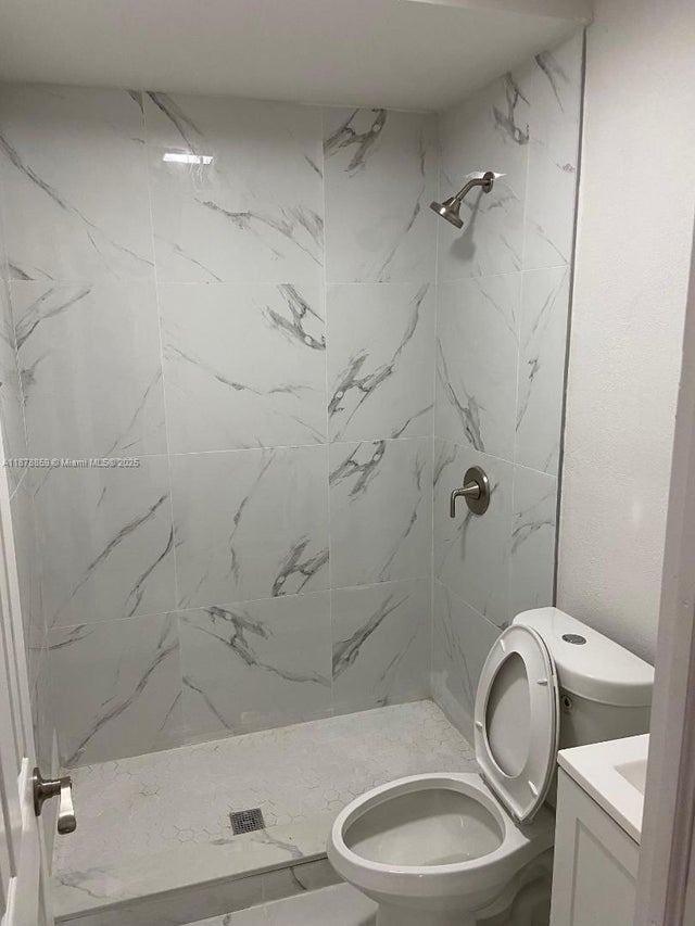 4 of 20 - 5311 Ne 10th Ave, Deerfield Beach, FL