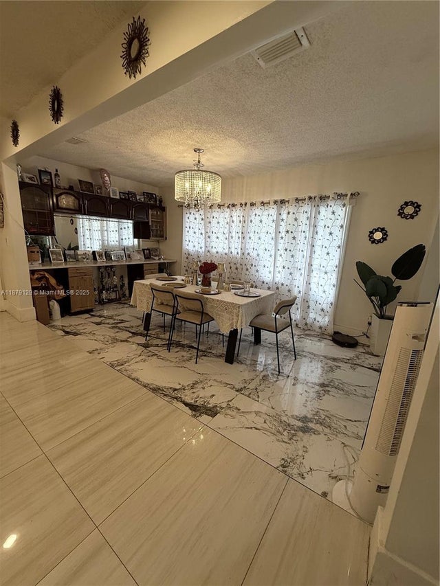 4 of 31 - 4071 Nw 115th Ave, Coral Springs, FL