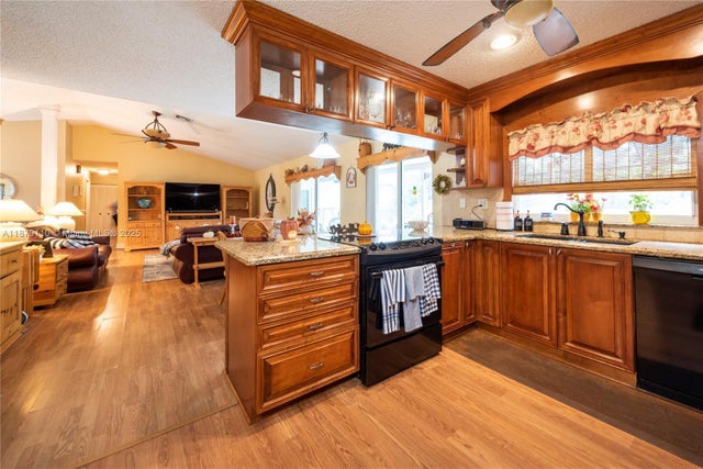 5 of 33 - 10630 Nw 41st St, Coral Springs, FL