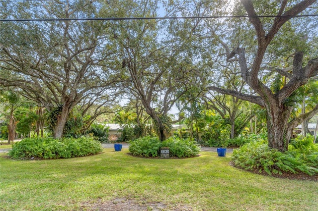 4 of 61 - 6630 Sw 102nd St, Pinecrest, FL