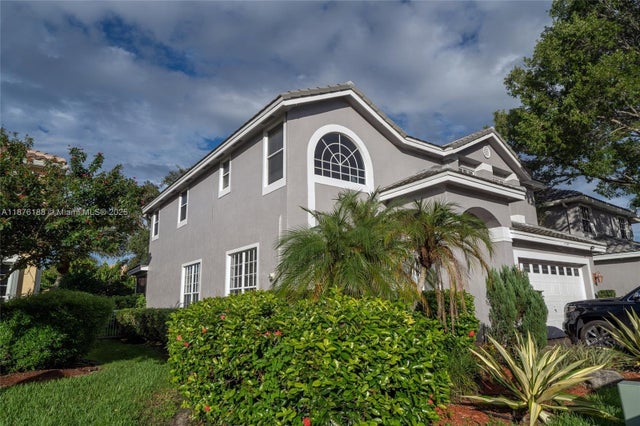 3 of 72 - 11948 Glenmore Dr, Coral Springs, FL