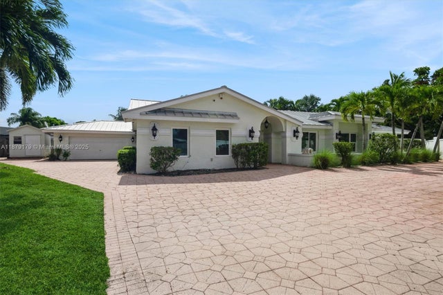 1 of 40 - 6700 Nw 28th Ter, Fort Lauderdale, FL