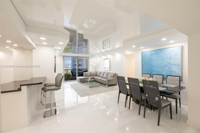 N/A, Hallandale Beach