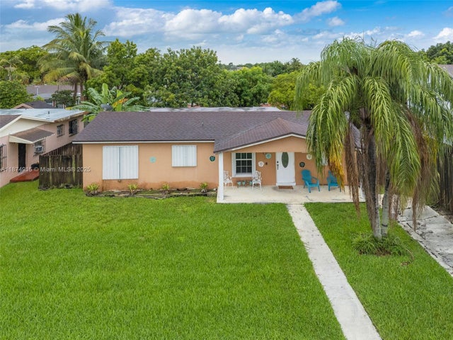 1 of 33 - 10854 Sw 141st Ln, Miami, FL