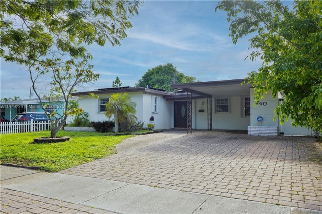 2 of 29 - 740 N 73rd Ter, Hollywood, FL