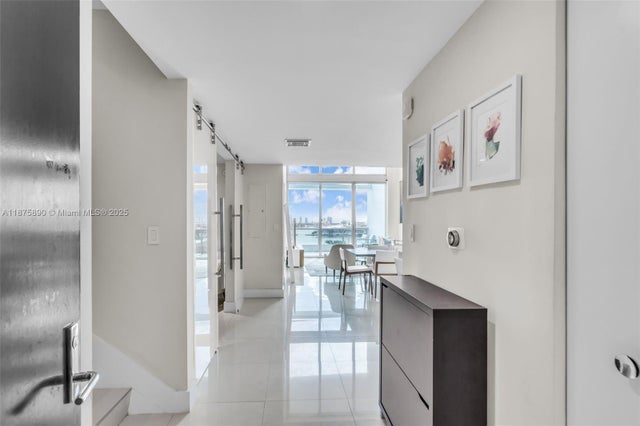 3 of 38 - 900 Biscayne Blvd 1707, Miami, FL