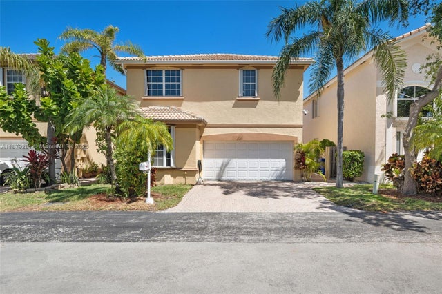 1 of 40 - 1251 Johnson Ct, Hollywood, FL