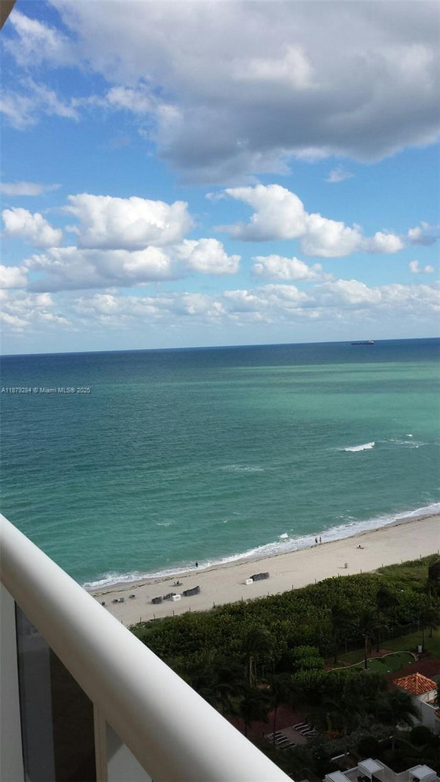 2 of 52 - N/A, Miami Beach, FL