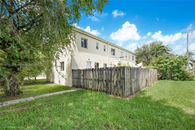 1 of 13 - 8301 Nw 5th Ave 8301, Miami, FL