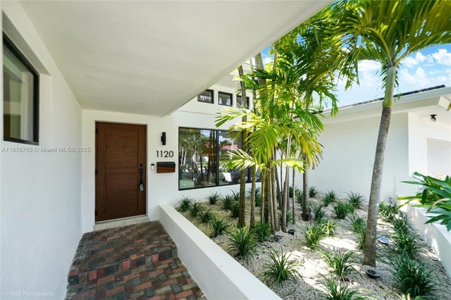 5 of 46 - 1120 Ne 86th St, Miami, FL