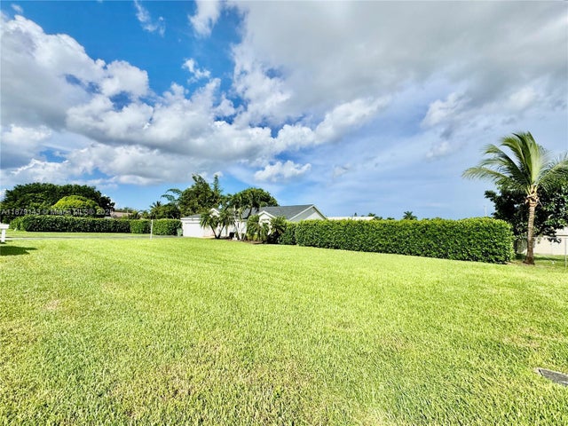 2 of 23 - 1635 Nw 15th Ter, Homestead, FL