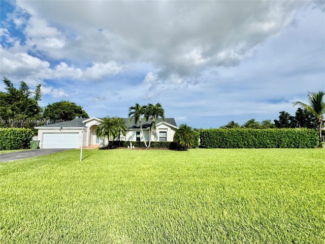 3 of 23 - 1635 Nw 15th Ter, Homestead, FL