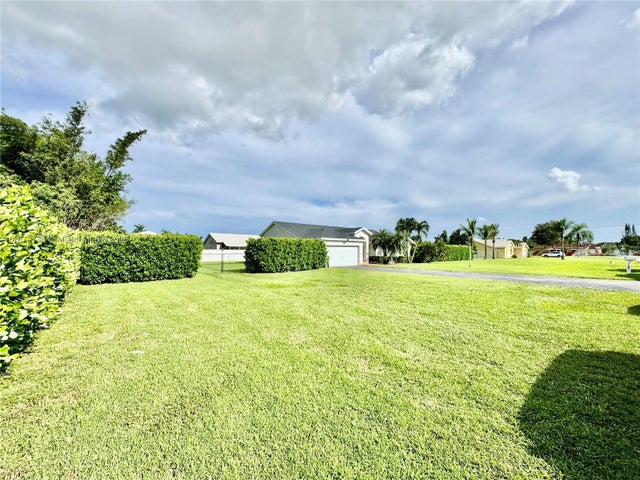 5 of 23 - 1635 Nw 15th Ter, Homestead, FL