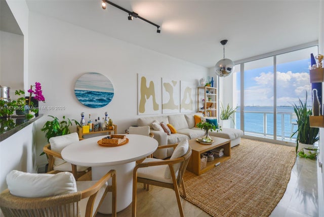 3 of 23 - 725 Ne 22nd St 8d, Miami, FL