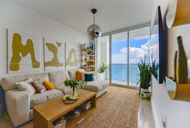 5 of 23 - 725 Ne 22nd St 8d, Miami, FL
