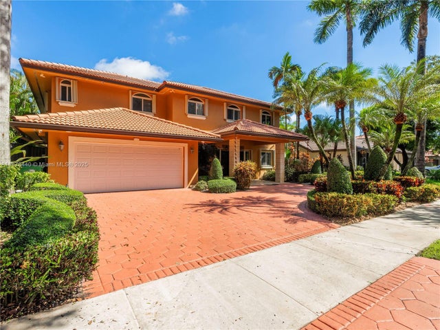 1 of 44 - 8311 Nw 166th Ter, Miami Lakes, FL