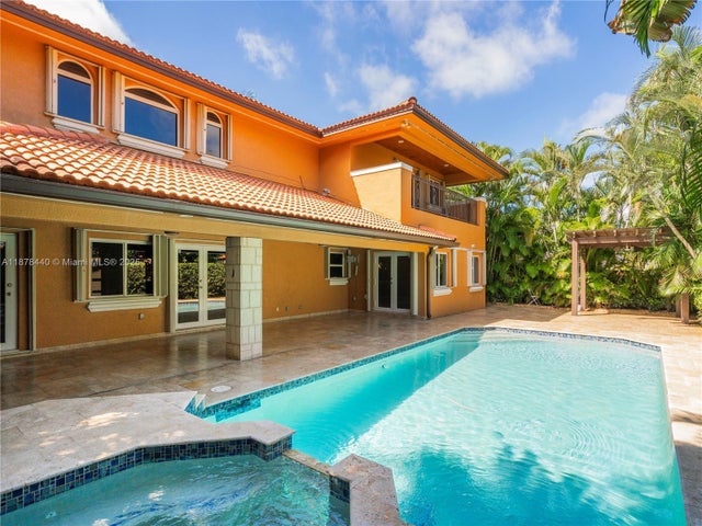 4 of 44 - 8311 Nw 166th Ter, Miami Lakes, FL
