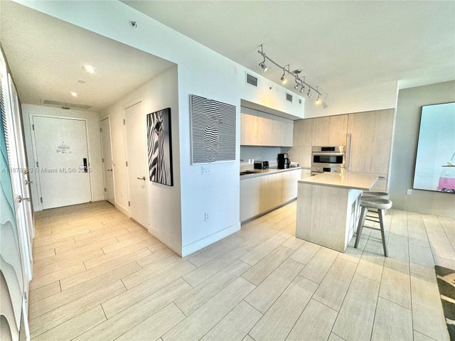 4 of 31 - 4010 S Ocean Dr R2406, Hollywood, FL