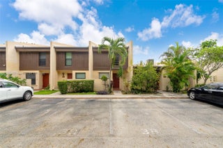 Photo of Listing #A11876157