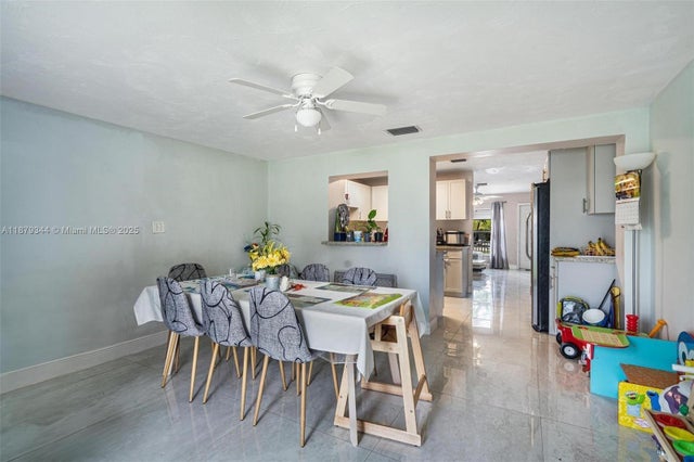 5 of 30 - 6971 Sw 24th St, Miramar, FL
