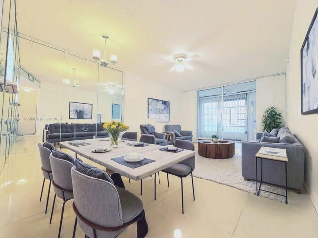 9900 Sunrise Lakes Blvd 102, Sunrise