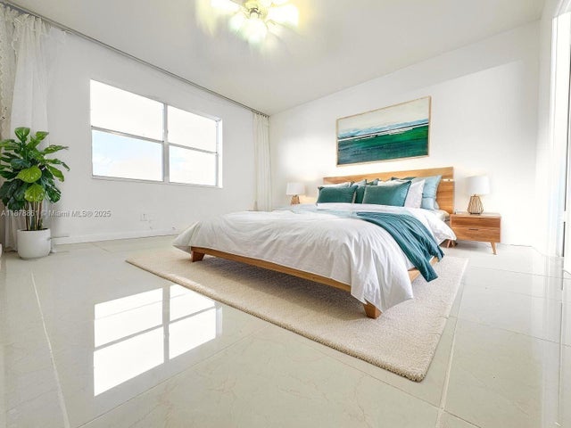 4 of 24 - 9900 Sunrise Lakes Blvd 102, Sunrise, FL