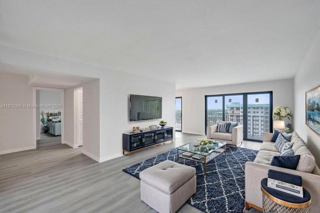 2 of 74 - 1201 S Ocean Dr 2509s Ph, Hollywood, FL