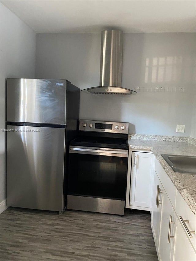5 of 19 - 5102 Nw 36th St 406, Lauderdale Lakes, FL