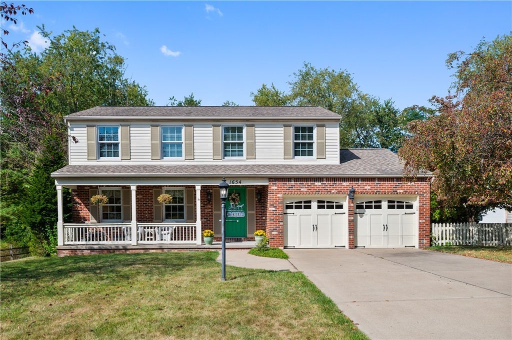 1654 Red Mill Drive, St Clair