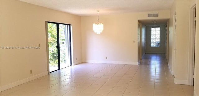 1 of 17 - 413 Lakeview Dr 104, Weston, FL