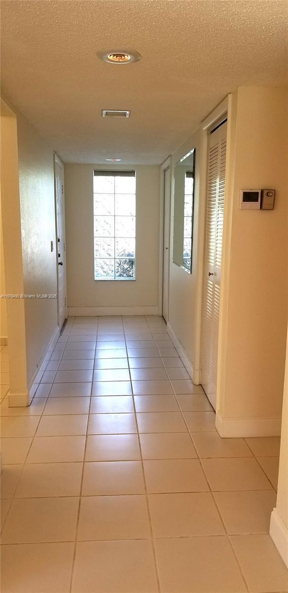 3 of 17 - 413 Lakeview Dr 104, Weston, FL