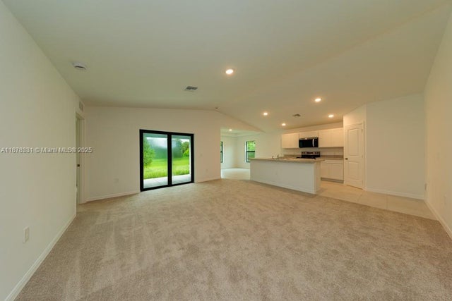 2 of 39 - 4009 2 Nd St Sw, Lehigh Acres, FL