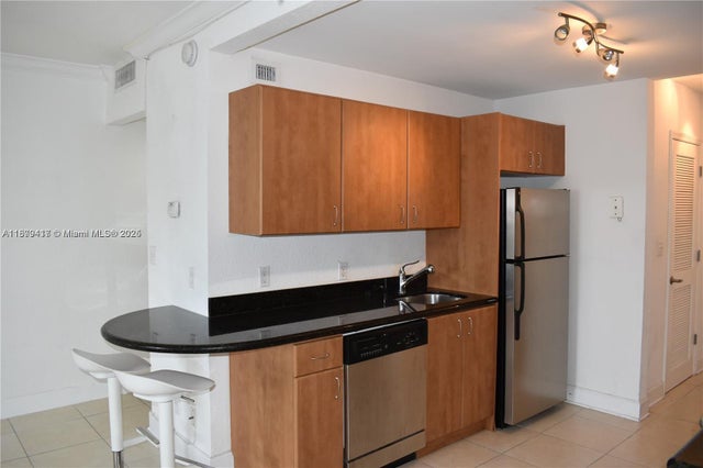 3 of 18 - 401 N 69th St 1003, Miami Beach, FL