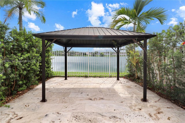 2 of 31 - 17367 Sw 140th Ct, Miami, FL