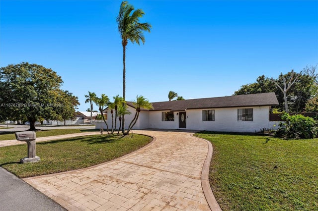2 of 35 - 12900 Sw 189th St, Miami, FL