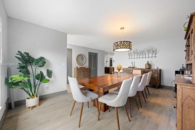 5 of 24 - 7761 Nw 193 Rd Ter, Hialeah, FL